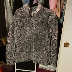 Grey Weatherproof Vintage Cozy Pullover | Size Medium | Pockets